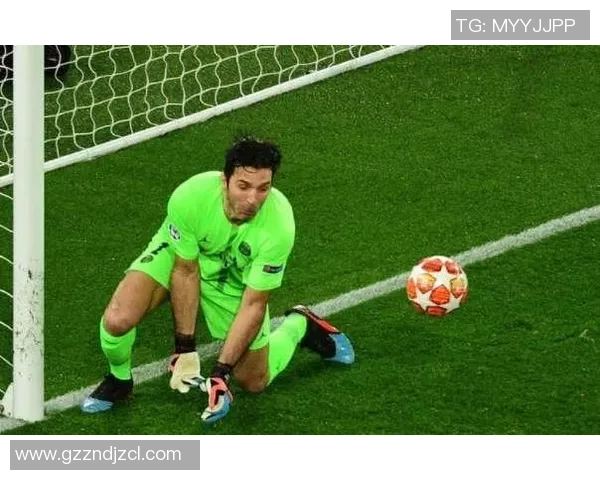 曼联逆转巴黎圣日耳曼绝杀瞬间引发全场狂欢赛后深度点评